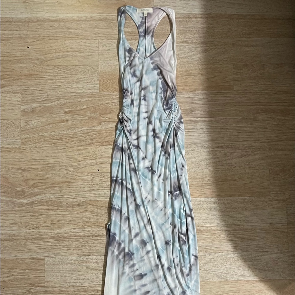 RIVER + SKY long and fitted dress